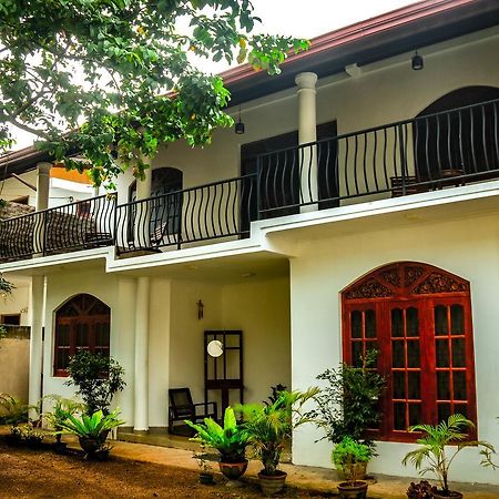 Nivahana Homestay Kandy Exteriör bild