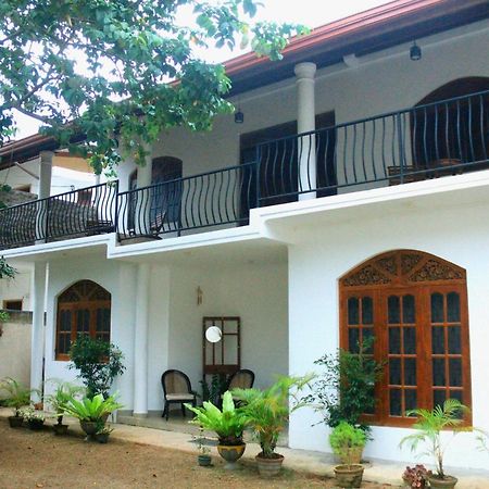 Nivahana Homestay Kandy Exteriör bild