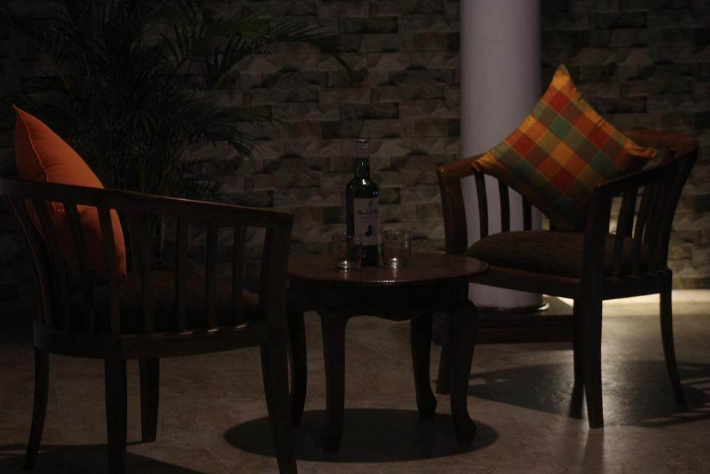 Nivahana Homestay Kandy Exteriör bild