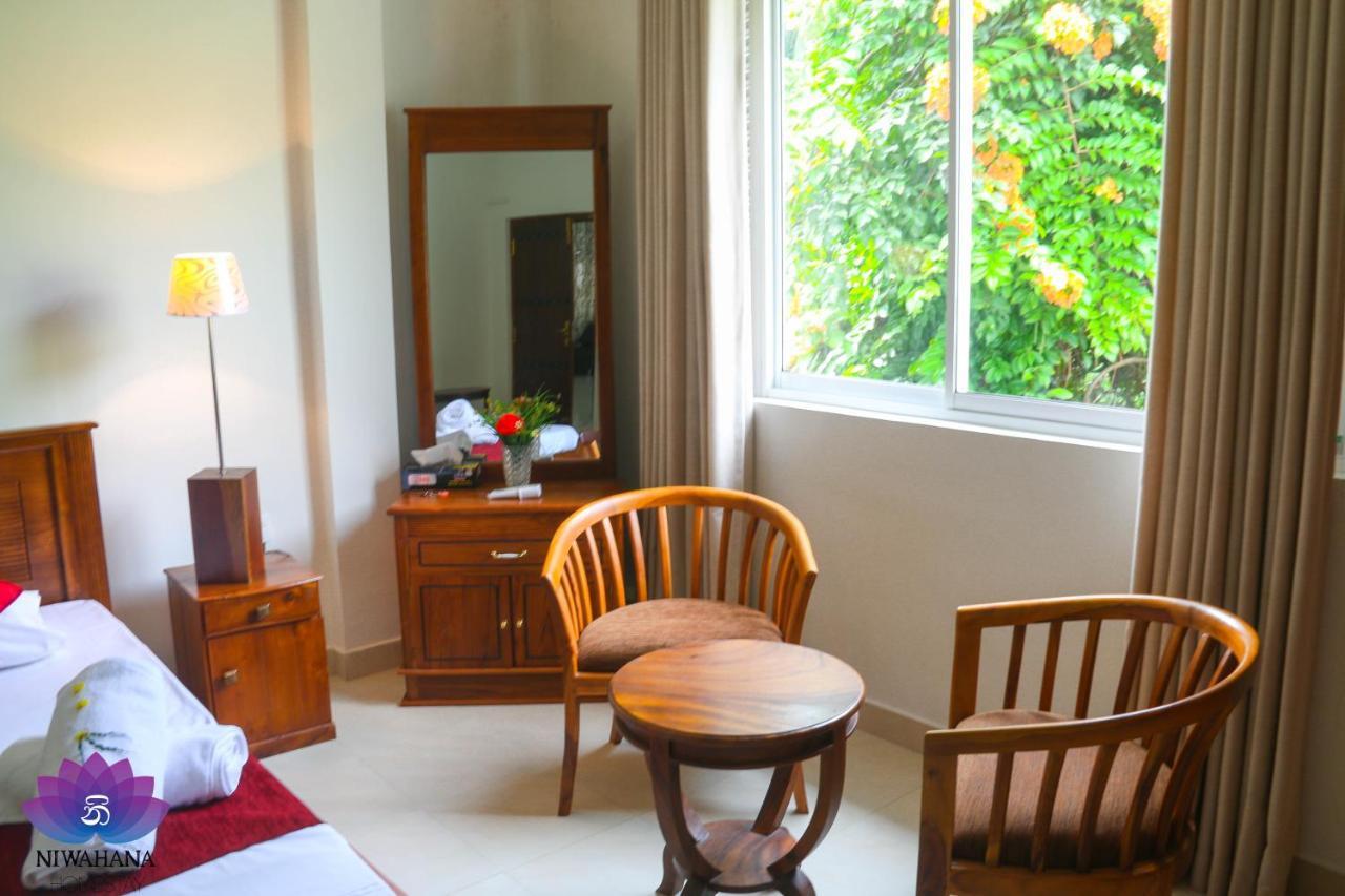Nivahana Homestay Kandy Exteriör bild
