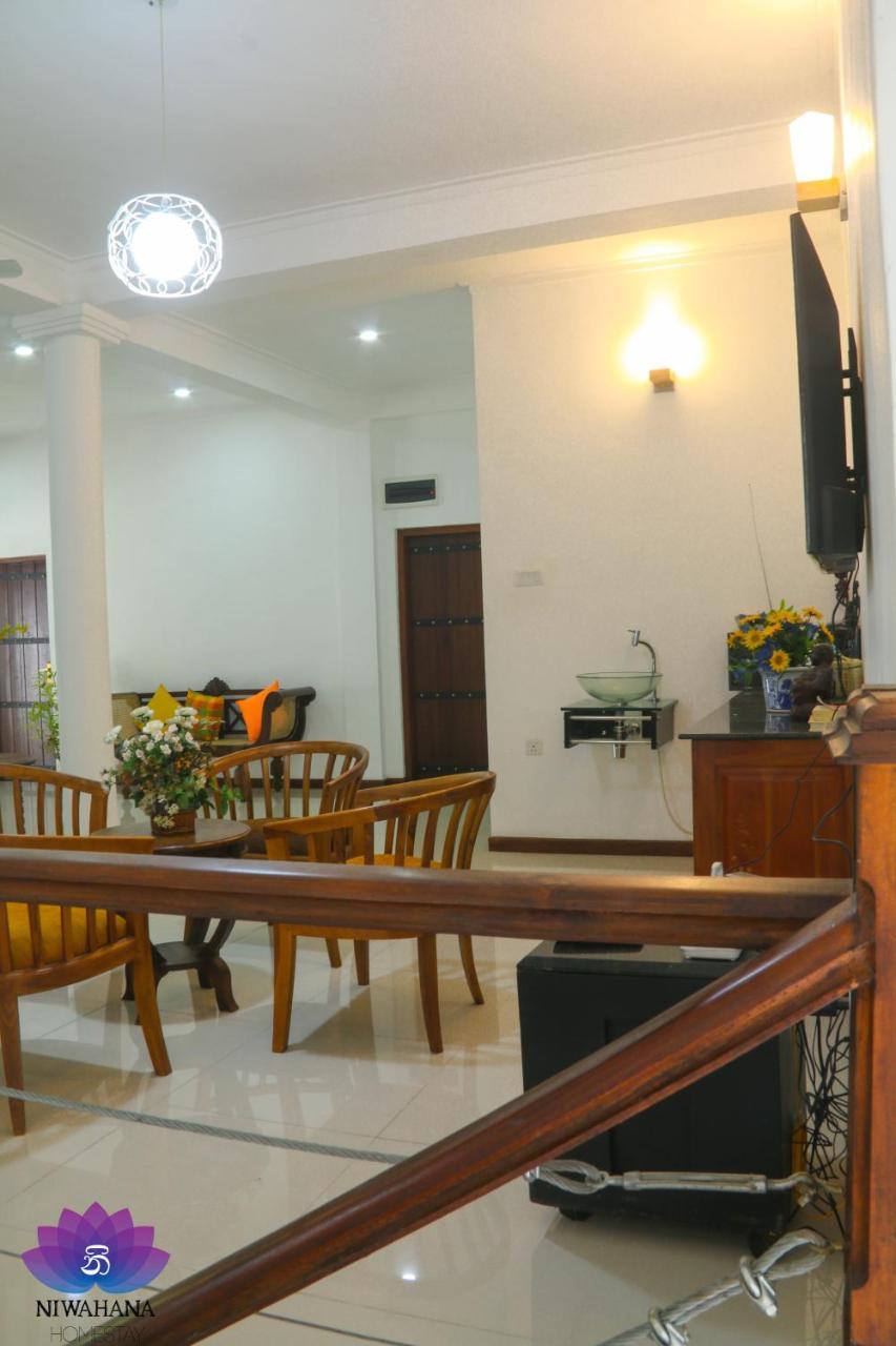 Nivahana Homestay Kandy Exteriör bild