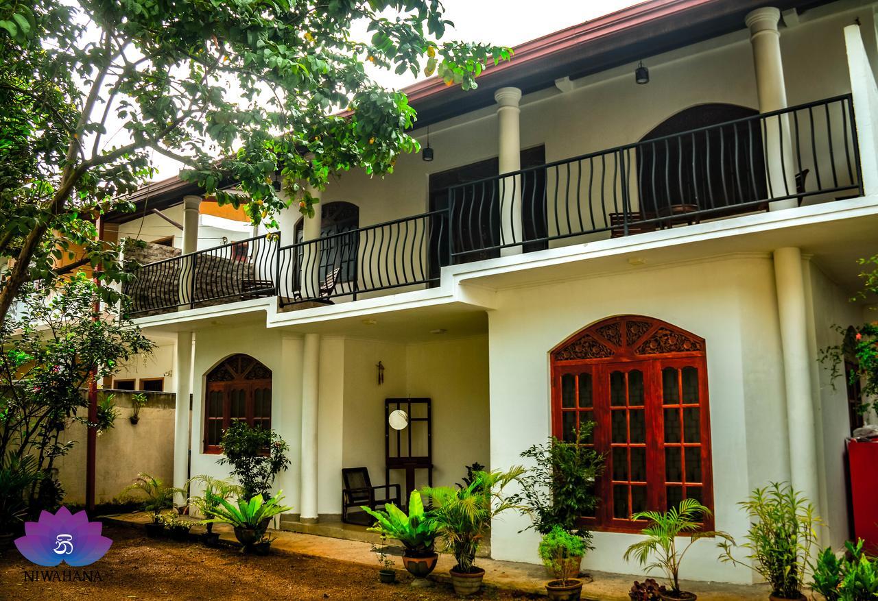 Nivahana Homestay Kandy Exteriör bild