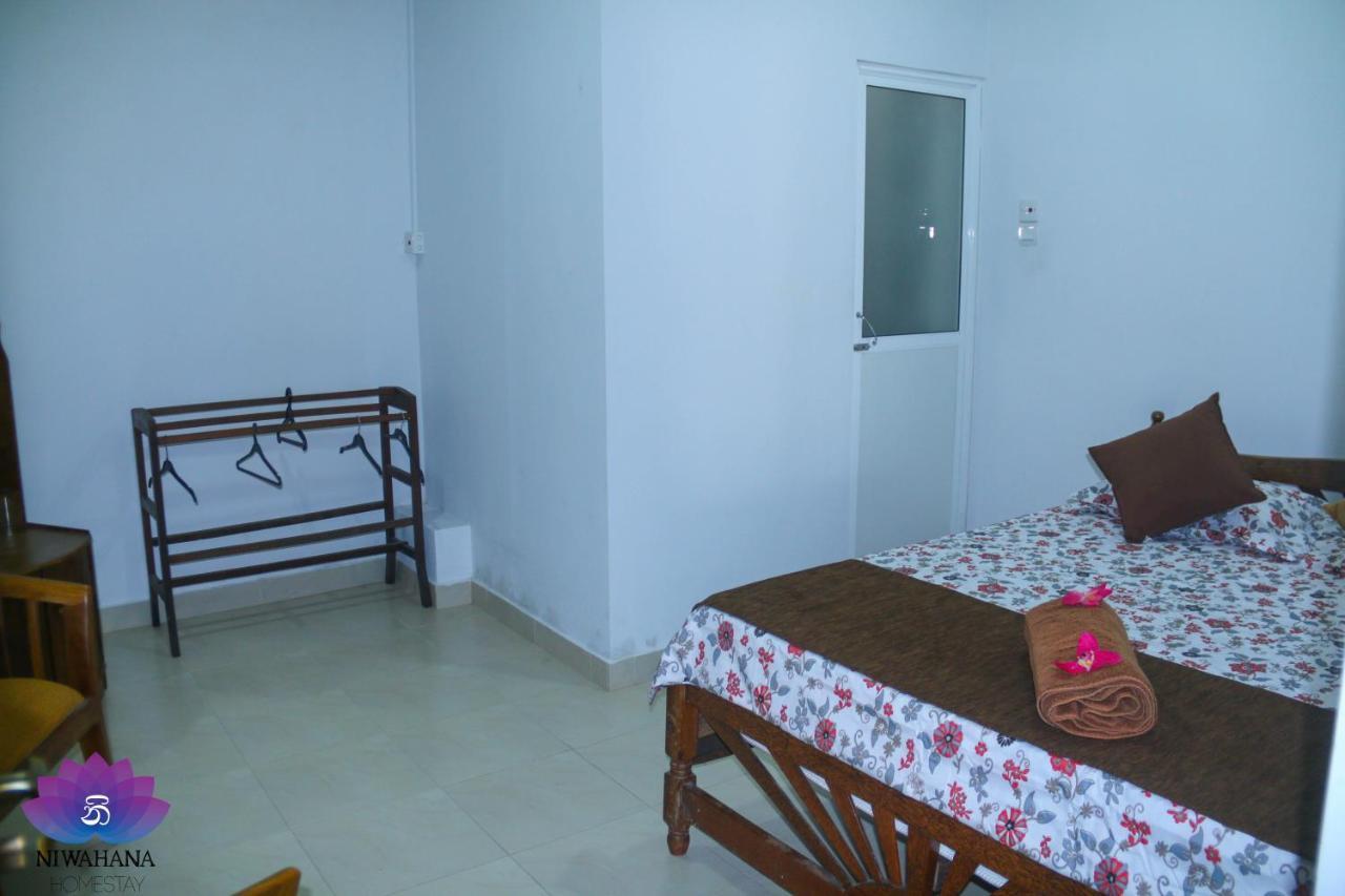 Nivahana Homestay Kandy Exteriör bild