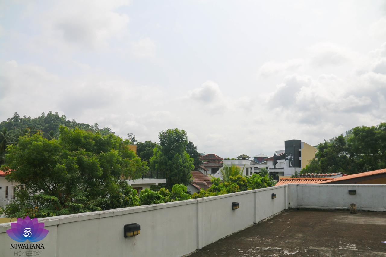 Nivahana Homestay Kandy Exteriör bild