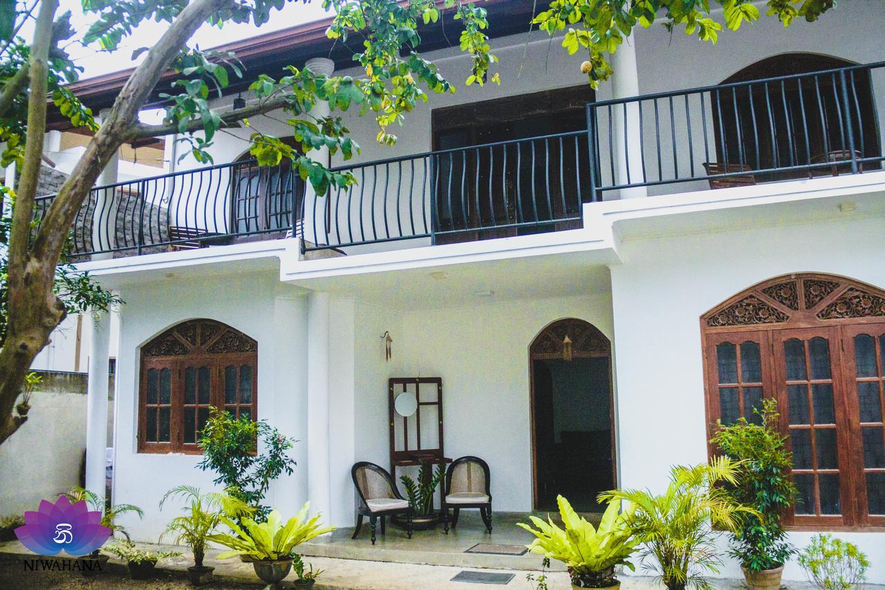 Nivahana Homestay Kandy Exteriör bild