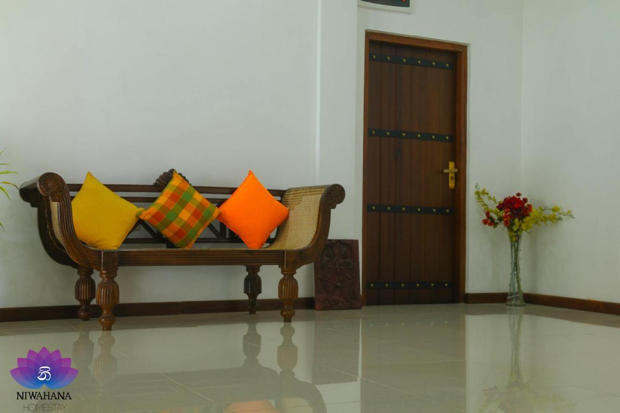 Nivahana Homestay Kandy Exteriör bild
