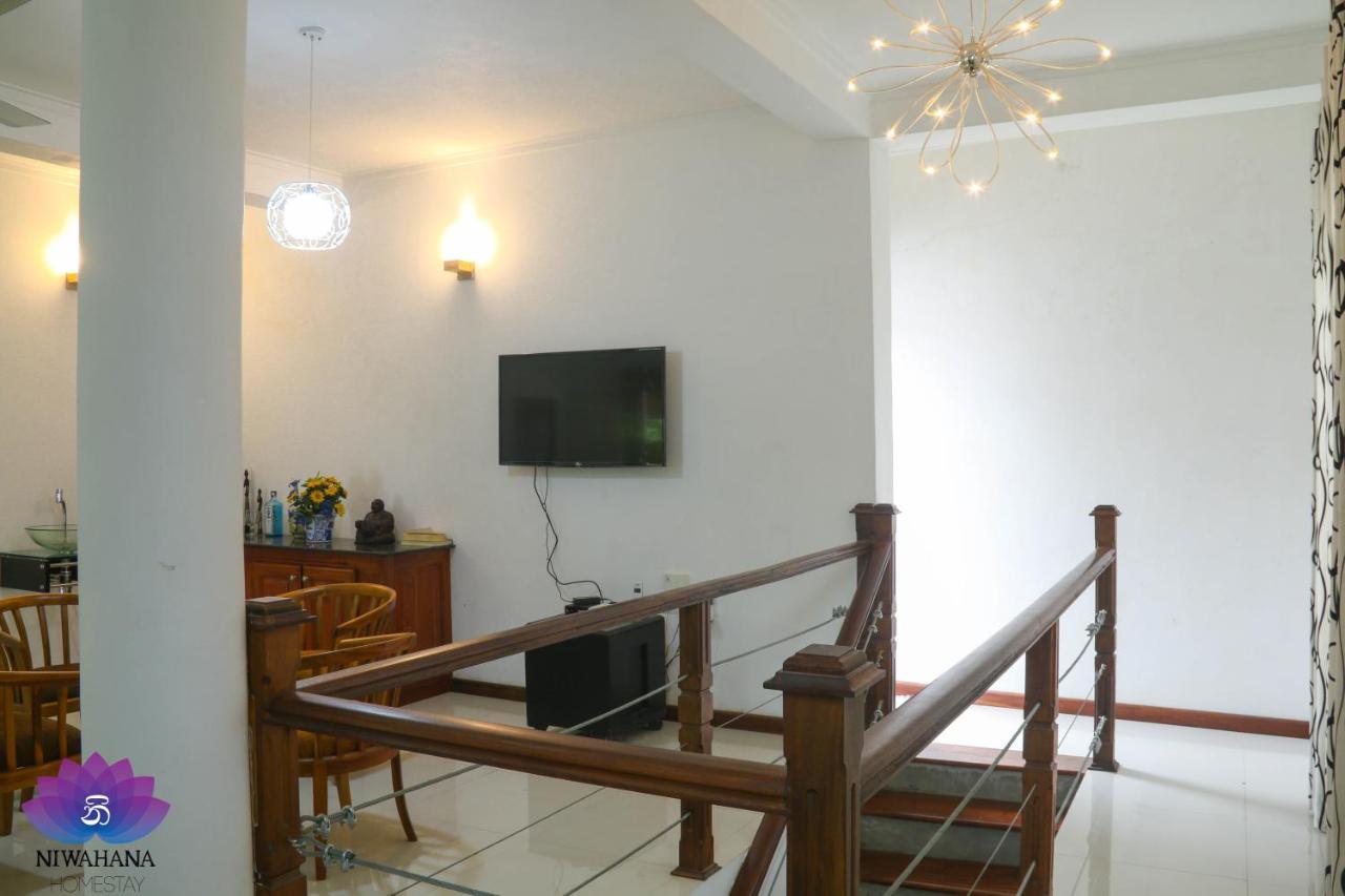 Nivahana Homestay Kandy Exteriör bild