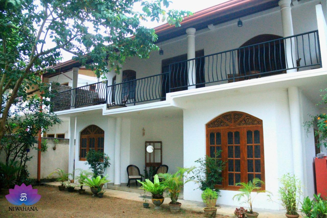 Nivahana Homestay Kandy Exteriör bild