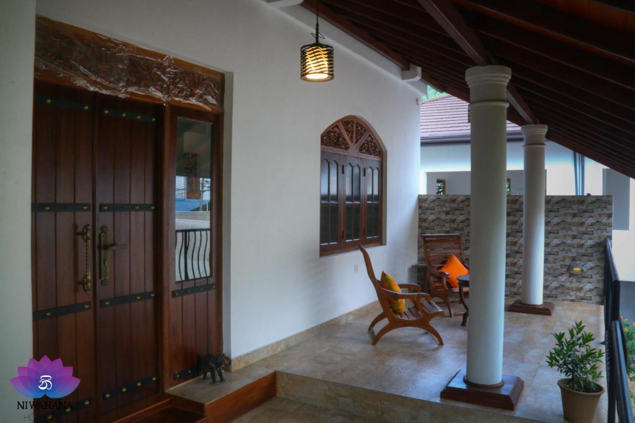 Nivahana Homestay Kandy Exteriör bild