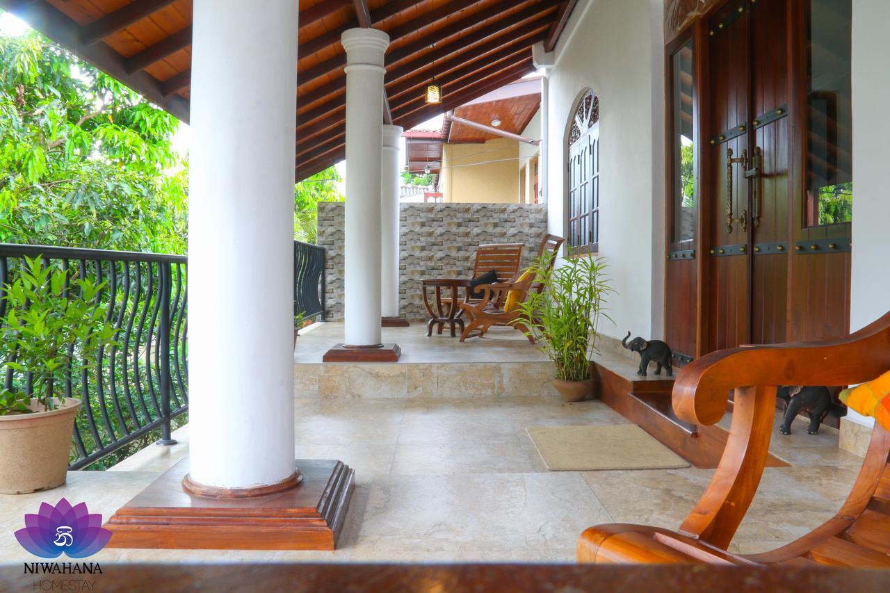 Nivahana Homestay Kandy Exteriör bild