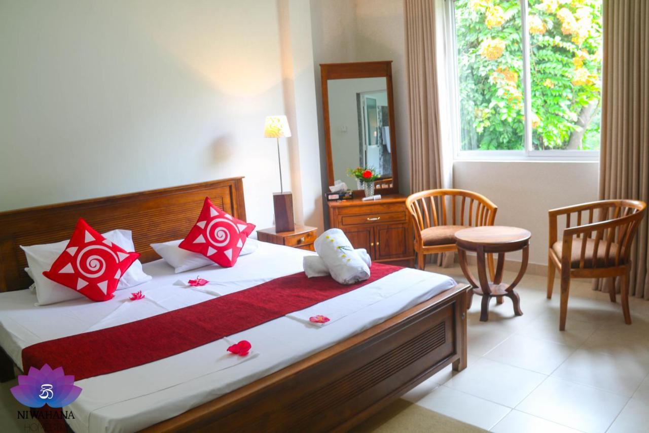 Nivahana Homestay Kandy Exteriör bild