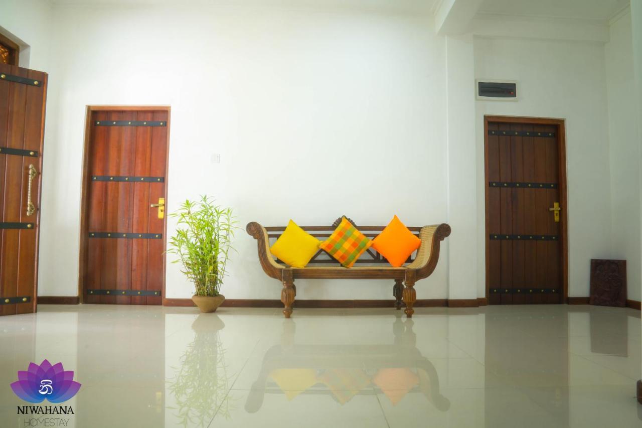 Nivahana Homestay Kandy Exteriör bild