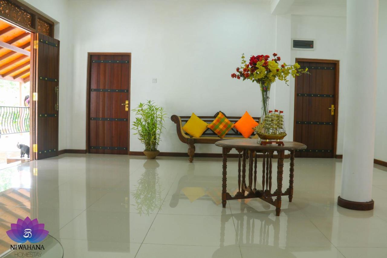 Nivahana Homestay Kandy Exteriör bild